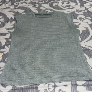 Elegant Green Textured Women's Top
